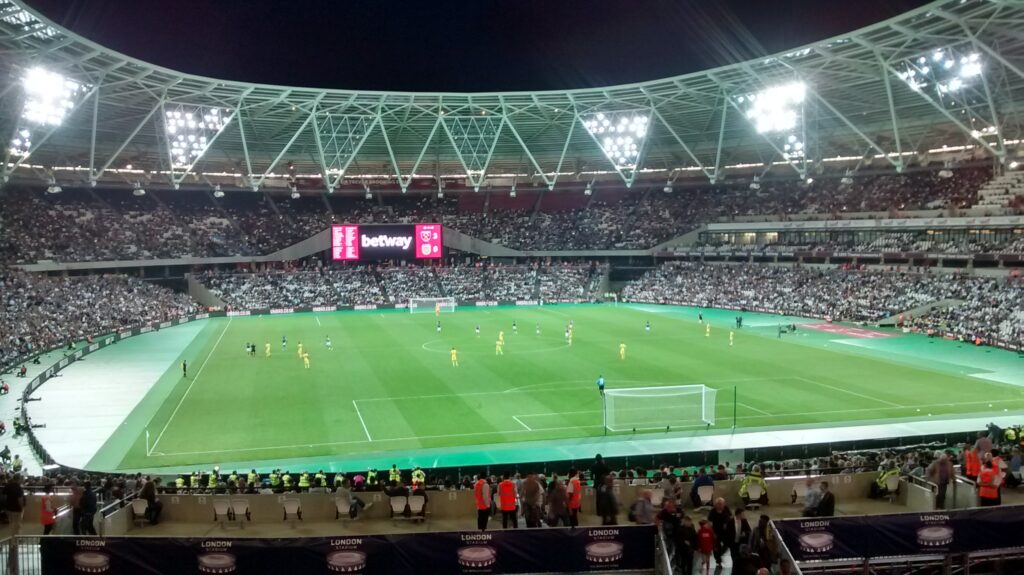 west ham play their first game at the london stadium in the europa league