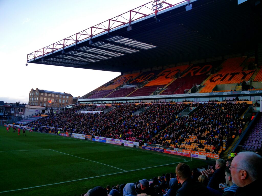 The open ended huge Main Stand