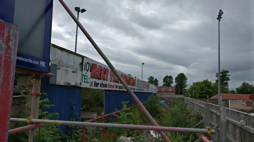 Condemned Grosvesor Road End